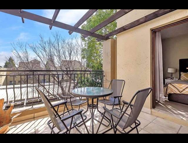 2 BEDROOM PROPERTY TO RENT IN SUNNINGHILL